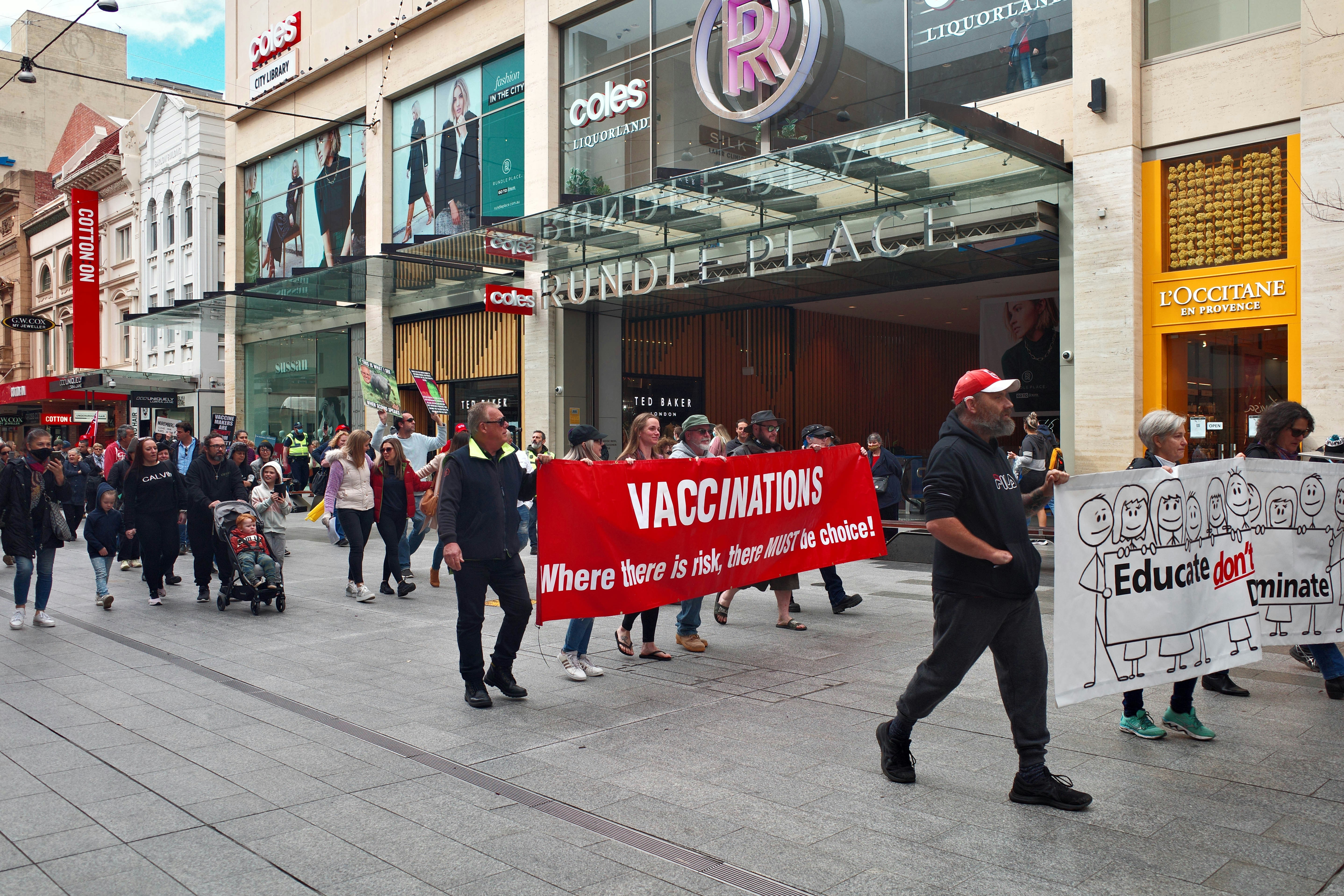 Virgin Australia y Wesfarmers firman acuerdos con OpenAI