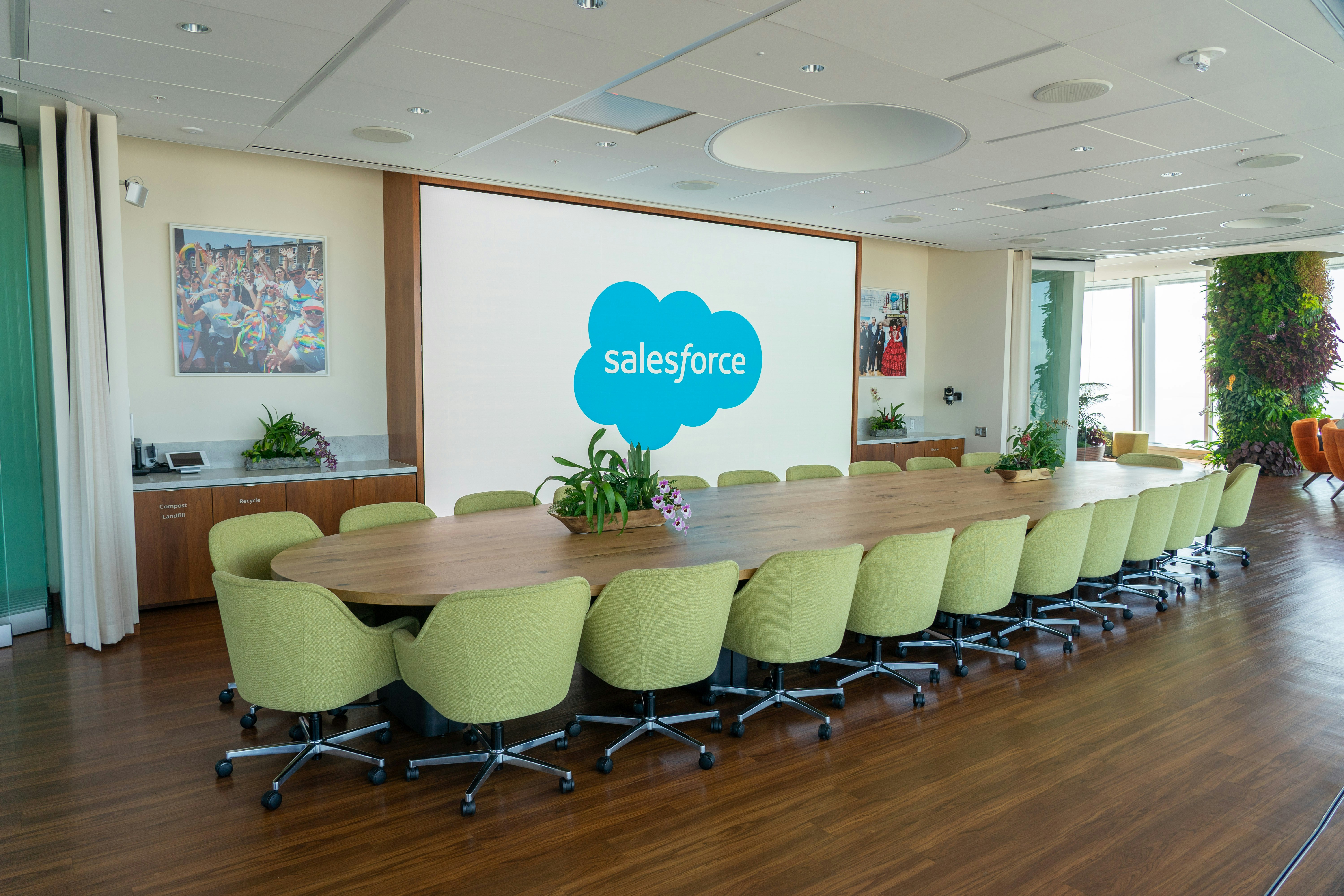 Vonage y Salesforce se unen fuerzas para revolucionar la experiencia del cliente con la IA