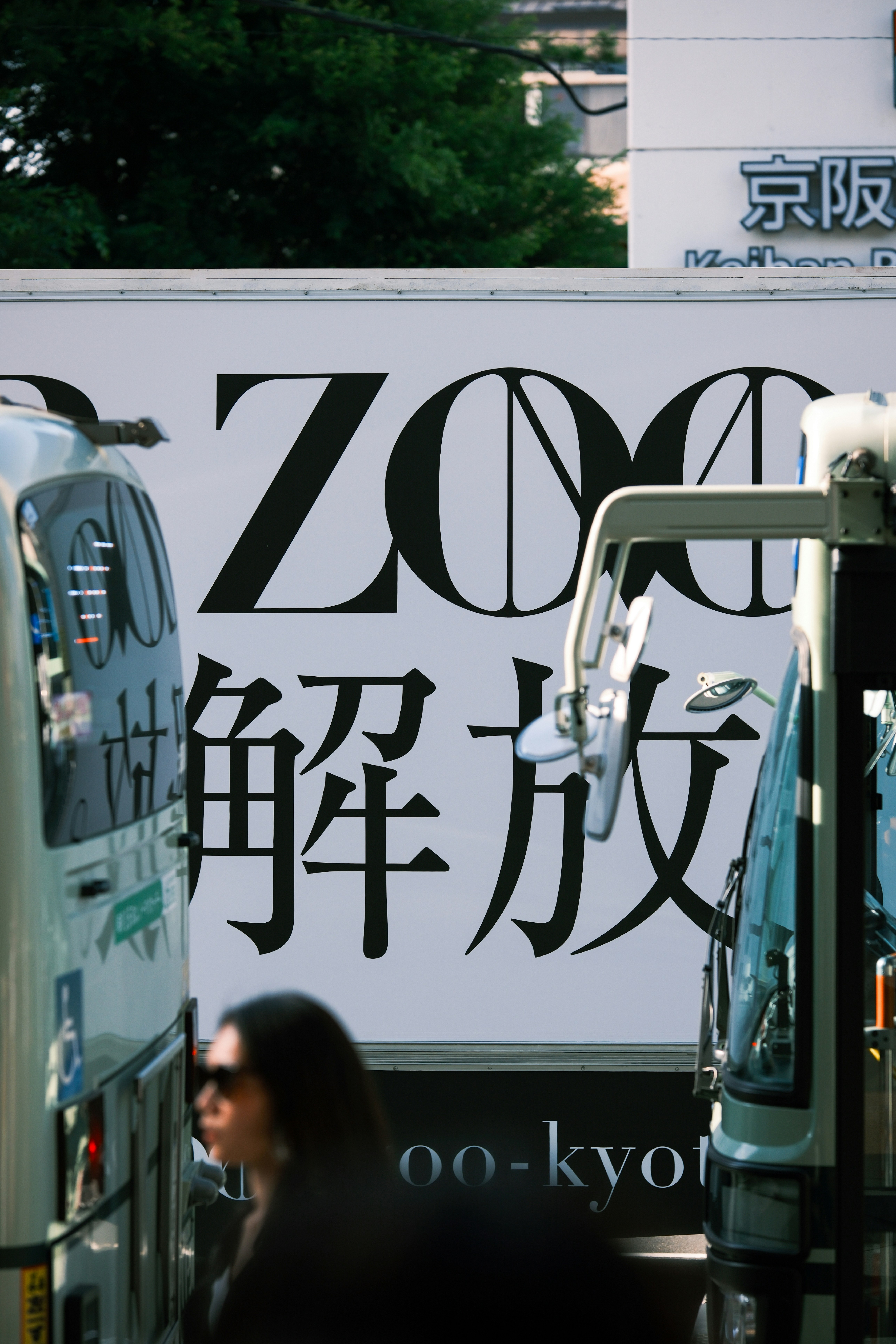 Zoho Sign obtiene nuevas funciones de inteligencia artificial para ayudar a las pequeñas empresas a trabajar de manera más inteligente